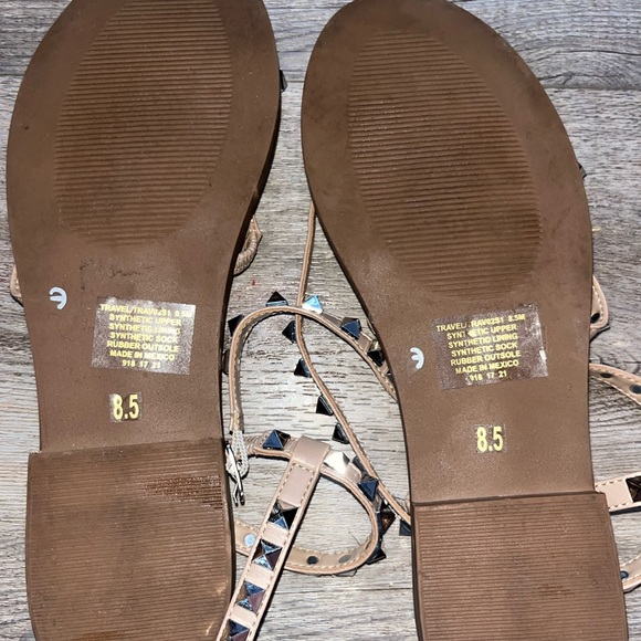 Steve Madden Sunnie Bone Sandals - Picture 3 of 3
